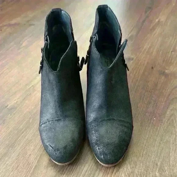 rag & bone Margot leather bootie black metal zip and brown heel. - Picture 6 of 6